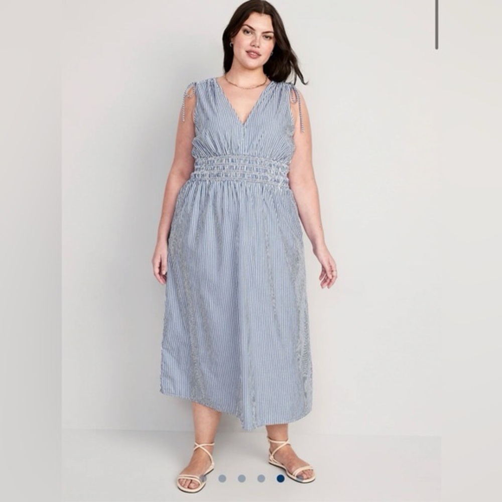 Old Navy Fit & Flare Sleeveless Striped Tie-Shoulder Smocked Maxi Dress Size XXL